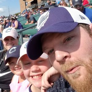 Meet your Posher, Joshua